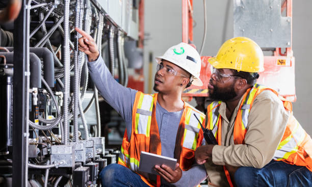 Best Commercial Electrician Services  in Como, WI